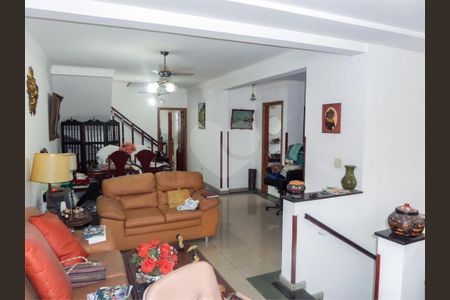 2_photo/94ce024bdb.8b238b2f56f58e8d-ATLAS-1090c7bd-a504-4b0f-a0e4-11281e2f997d.jpg de casa à venda com 4 quartos, 232m² em Aparecida, Santos