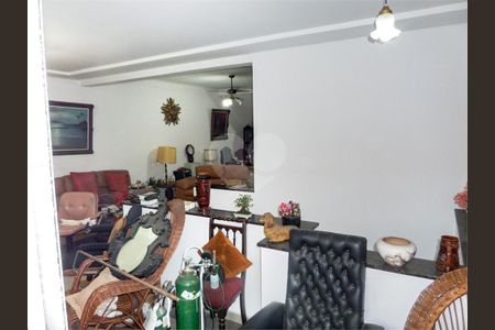 9_photo/94ce024bdb.8b238b2f56f58e8d-ATLAS-d3a03067-2e68-419a-83f7-0fad95d0f53f.jpg de casa à venda com 4 quartos, 232m² em Aparecida, Santos