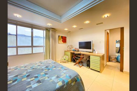 19_photo/94ce024c15.70986b2d83168018-ATLAS-bd5ebe7d-3225-42b8-bcdd-e8899fb1e1af.jpg de casa à venda com 3 quartos, 165m² em Embaré, Santos