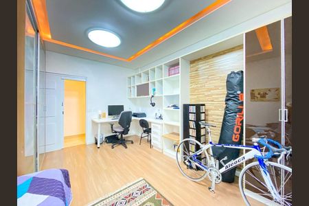 8_photo/94ce024c15.70986b2d83168018-ATLAS-e089cd8e-5da4-4c7b-913e-29b8e8aac9c1.jpg de casa à venda com 3 quartos, 165m² em Embaré, Santos