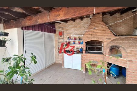 6_photo/94ce024c17.f9fd596f8c1c84e9-ATLAS-2f7e9090-5a7c-4949-9160-2da9a3c3de11.jpg de casa à venda com 3 quartos, 161m² em Embaré, Santos