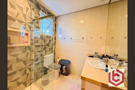 31_photo/94ce024c19.30b91f06c73dc23d-ATLAS-48faa31b-9e11-4335-85eb-ca75e6b5547f.jpg de apartamento à venda com 3 quartos, 206m² em Embaré, Santos