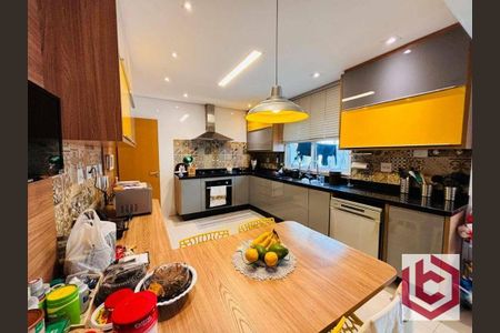 20_photo/94ce024c19.30b91f06c73dc23d-ATLAS-95dcecc8-9a61-41e5-a8e7-7043cba2aa7f.jpg de apartamento à venda com 3 quartos, 206m² em Embaré, Santos