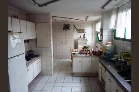 8_photo/94ce024c25.dd36eae811456584-ATLAS-7a024efa-af14-46f9-aacd-19b8ade7e0d6.jpg de apartamento à venda com 4 quartos, 300m² em Embaré, Santos