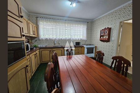 20_photo/94ce024c29.5e2511c6536d59b0-ATLAS-655f46ea-b8dd-4a8b-80a8-aee413b31c4b.jpg de casa à venda com 4 quartos, 285m² em Embaré, Santos