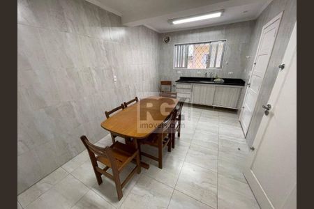 9_photo/94ce024c2f.0435190f6de6ffa1-ATLAS-28a5e1da-96cc-449f-8cc0-1683ccf1a87d.jpg de casa à venda com 3 quartos, 234m² em Embaré, Santos