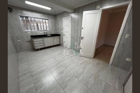 21_photo/94ce024c2f.097c900059257702-ATLAS-ed1ba9ab-5f3b-4aa4-80af-e81f7161de2d.jpg de casa para alugar com 3 quartos, 236m² em Embaré, Santos