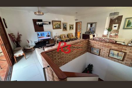 7_photo/94ce024c47.4f48e483d4bcdc3b-ATLAS-802f13bc-d4f4-4d7f-989e-94172b79cb4a.jpg de casa à venda com 3 quartos, 157m² em Embaré, Santos