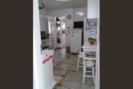 8_photo/94ce024c51.7f057c72c49660dd-ATLAS-291e2199-daa8-4a78-b4b4-c857dc0fb9c8.jpg de casa à venda com 3 quartos, 250m² em Embaré, Santos