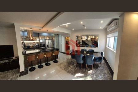 2_photo/94ce024c83.09604b2c146ebc17-ATLAS-31d0a069-c9f4-4100-b7fe-b66dc5d9d87e.jpg de casa à venda com 2 quartos, 156m² em Embaré, Santos