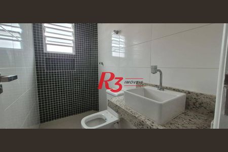 9_photo/94ce024c9b.3758765bc7f441d2-ATLAS-82650fef-97c3-49bd-9635-e6bdc61031dc.jpg de casa à venda com 3 quartos, 155m² em Embaré, Santos