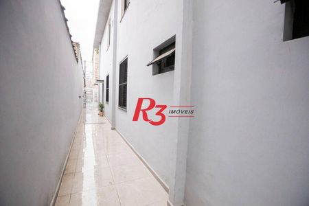 22_photo/94ce024cb7.ddd93b8d3a708c49-ATLAS-750de98d-3ec0-482d-b74d-6a1cd05b18f7.jpg de casa à venda com 2 quartos, 89m² em Embaré, Santos