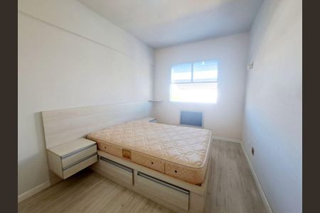 3_photo/94ce024cbf.ffdd0ce7a5484409-ATLAS-6bb80952-9e87-4f2d-857d-e111c5419a29.jpg de apartamento à venda com 2 quartos, 75m² em Embaré, Santos