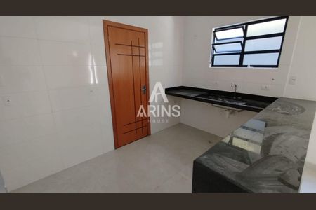 2_photo/94ce024ceb.df957ad86009afc8-ATLAS-dea4b3ae-9129-46d5-9443-db044a520afc.jpg de casa à venda com 3 quartos, 160m² em Embaré, Santos