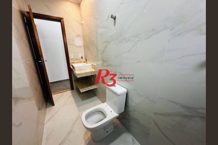 33_photo/94ce024ced.2589b1fd00b31c34-ATLAS-d180ab2d-e8f2-4b08-b176-91d0db4c99c4.jpg de casa à venda com 3 quartos, 220m² em Embaré, Santos