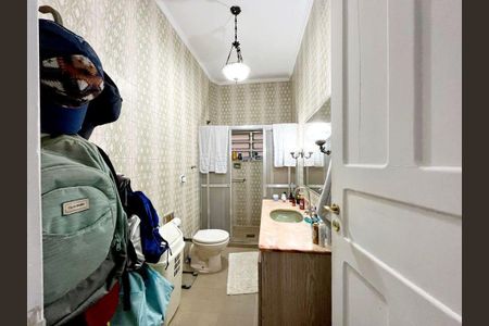 23_photo/94ce024cef.f68ff6c1734233fe-ATLAS-6c4c9c79-e4df-4d7e-a5e8-4345f4af94a0.jpg de casa à venda com 3 quartos, 195m² em Embaré, Santos