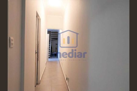 10_photo/94ce024d47.3e1b4b7d4b39a1bc-ATLAS-863354df-c12b-40b1-b9b0-2dced2c9db3e.jpg de casa à venda com 3 quartos, 126m² em Embaré, Santos