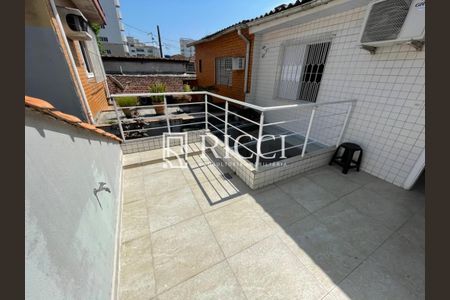 18_photo/94ce024d47.3e1b4b7d4b39a1bc-ATLAS-e70209e7-a4e8-4429-8782-45fd70fbc412.jpg de casa à venda com 3 quartos, 150m² em Embaré, Santos