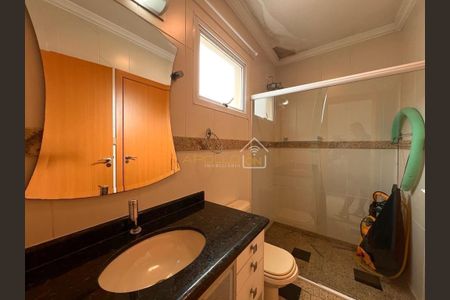 26_photo/94ce024d9b.c337e612b8e8cd55-ATLAS-05af13bb-4fbe-4175-96e1-1c3830c9d584.jpg de casa à venda com 5 quartos, 267m² em Embaré, Santos