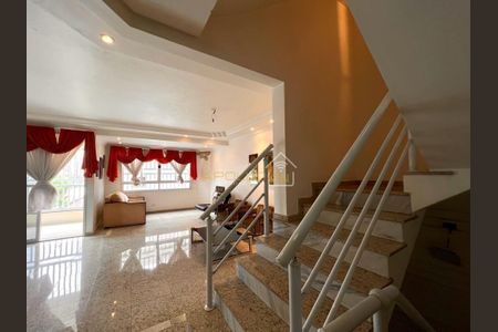 3_photo/94ce024d9b.c337e612b8e8cd55-ATLAS-a9ba0fea-9882-49c2-898e-067532d3e19a.jpg de casa à venda com 5 quartos, 267m² em Embaré, Santos