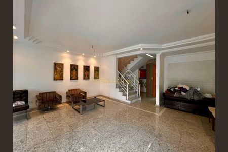 4_photo/94ce024d9b.c337e612b8e8cd55-ATLAS-ffde0d1b-f8a2-4b81-9f2f-24fe82f174fa.jpg de casa à venda com 5 quartos, 267m² em Embaré, Santos