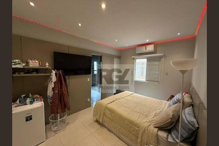 3_photo/94ce024dad.8a542da6d1bad802-ATLAS-a98d03b1-cf3c-465d-85ea-36bebc6a4b9a.jpg de casa à venda com 5 quartos, 258m² em Embaré, Santos