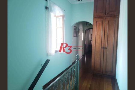 45_photo/94ce024daf.8ca146e4695ff152-ATLAS-6e3a36ff-df5f-48a8-bba3-25b8fbbff2c5.jpg de casa à venda com 4 quartos, 352m² em Embaré, Santos