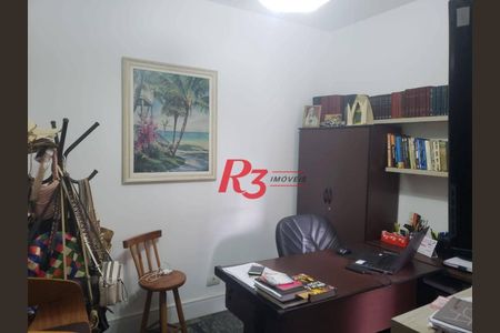 7_photo/94ce024daf.8ca146e4695ff152-ATLAS-8487795b-08f3-4a2f-a6b0-cea5f637f6c7.jpg de casa para alugar com 4 quartos, 352m² em Embaré, Santos