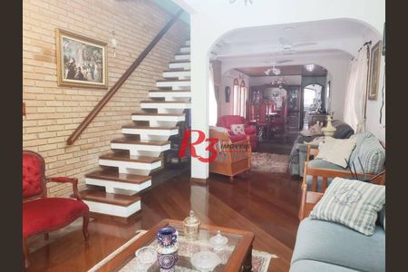 7_photo/94ce024daf.8ca146e4695ff152-ATLAS-8835608a-3d79-47bb-bb3f-fb6f94c933de.jpg de casa para alugar com 4 quartos, 352m² em Embaré, Santos