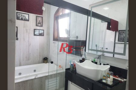 29_photo/94ce024daf.8ca146e4695ff152-ATLAS-ddbeaeb4-c9b2-4304-b7ef-d6c429054609.jpg de casa à venda com 4 quartos, 352m² em Embaré, Santos