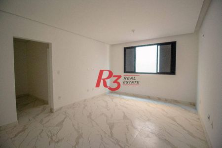 8_photo/94ce024dbf.5b63f18bcccc212e-ATLAS-a01d6089-703d-4e1a-b4d4-9ed59cadd5f0.jpg de casa à venda com 3 quartos, 236m² em Embaré, Santos