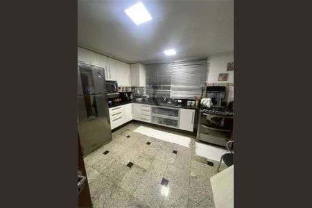 12_photo/94ce024df5.ee31d1fd9df23408-ATLAS-9ca36715-8dba-4d66-86a2-8b97ee0745a9.jpg de casa à venda com 4 quartos, 270m² em Embaré, Santos