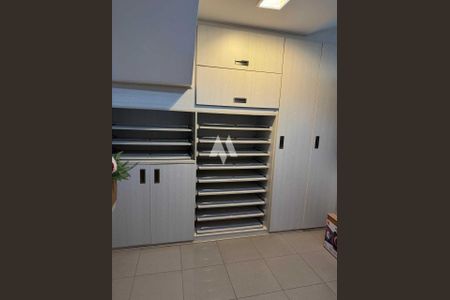 6_photo/94ce024df5.ee31d1fd9df23408-ATLAS-d3c1680f-9f01-4ada-bdb8-57880f75ee35.jpg de casa à venda com 4 quartos, 270m² em Embaré, Santos