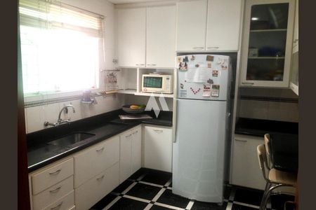 5_photo/94ce024dfd.b63fb19834d8465e-ATLAS-4abe103c-a876-4e67-8749-cd0dc6353133.jpg de casa à venda com 4 quartos, 165m² em Embaré, Santos