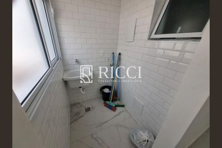 2_photo/94ce024dff.59b9fa3339c8dcb8-ATLAS-1b014f4a-424b-43b1-8ce8-2623f2a919c6.jpg de casa à venda com 3 quartos, 150m² em Embaré, Santos