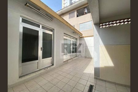 11_photo/94ce024e1f.131c711fc740dfc3-ATLAS-297dfc7e-0ee8-4bfd-a9c1-05a6461887a2.jpg de casa à venda com 3 quartos, 210m² em Embaré, Santos