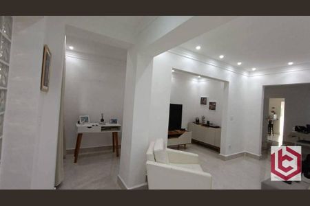 4_photo/94ce024e21.d1325d9d06f328eb-ATLAS-d6715add-e27e-42ab-8a52-55822fb40bb9.jpg de casa à venda com 3 quartos, 200m² em Embaré, Santos