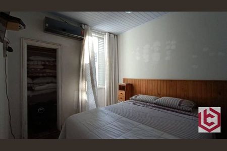 21_photo/94ce024e21.d1325d9d06f328eb-ATLAS-de4b040e-9343-4f2d-ba84-6b6f2b0592e2.jpg de casa à venda com 3 quartos, 200m² em Embaré, Santos