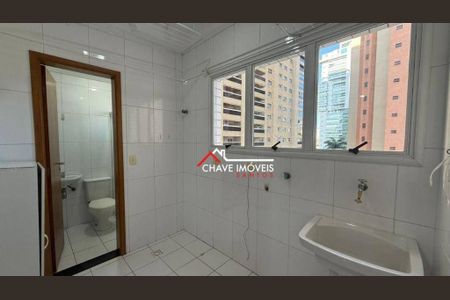 3_photo/94ce024e23.1a6cd1c36204317a-ATLAS-156a8042-3a26-4fc3-b810-9859c4354e4e.jpg de apartamento à venda com 3 quartos, 115m² em Embaré, Santos