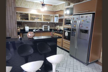 7_photo/94ce024e39.0bf895571deddd4a-ATLAS-6968bb99-8a88-4e65-bba7-03695a49cb04.jpg de apartamento à venda com 4 quartos, 380m² em Embaré, Santos