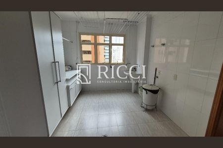 7_photo/94ce024e39.19b0dd42b6b3b25c-ATLAS-26a03922-b8bf-461c-b96c-61bb0fb9dcc2.jpg de apartamento à venda com 3 quartos, 242m² em Embaré, Santos