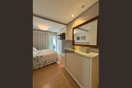 5_photo/94ce024e4d.b471a83e7c510d01-ATLAS-26fba478-d944-4eb5-8aaf-7c275f2ad6c4.jpg de apartamento à venda com 3 quartos, 232m² em Embaré, Santos