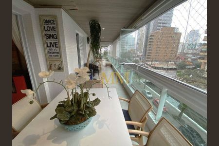 3_photo/94ce024e4d.b4814c9f004272f0-ATLAS-af18c24b-18c5-4d9e-ab2f-e13c1d1ffd1f.jpg de apartamento à venda com 3 quartos, 222m² em Embaré, Santos