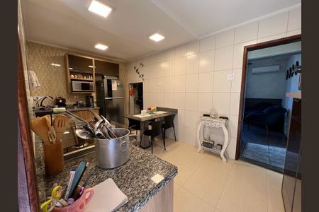 9_photo/94ce024e63.ad6cb26ada8414aa-ATLAS-700e68e7-7e35-4515-8a48-8bf81ef671f4.jpg de casa à venda com 3 quartos, 186m² em Embaré, Santos