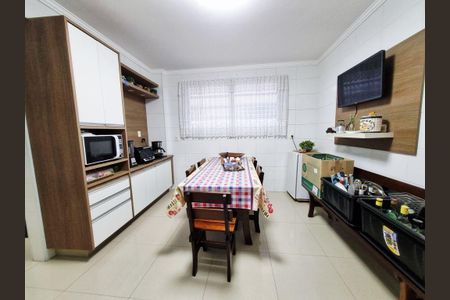 8_photo/94ce024e69.a0ee1a4b0e295c80-ATLAS-35b6f46d-2fb5-4cb3-956a-d31e02244d04.jpg de apartamento à venda com 3 quartos, 200m² em Embaré, Santos