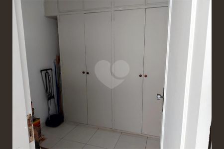 8_photo/94ce024e71.6fa24c30896ad7dc-ATLAS-711eb347-2f7a-411f-a2b4-ccf4b7825730.jpg de apartamento à venda com 3 quartos, 199m² em Embaré, Santos