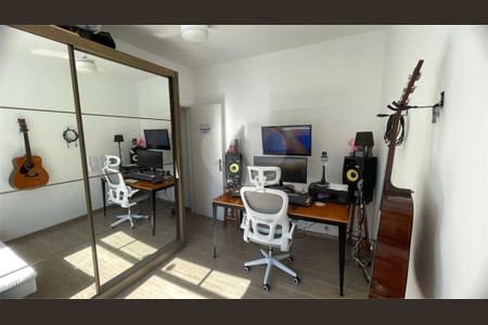 11_photo/94ce024e83.719fbdc320448c84-ATLAS-4a476c2a-597b-4ebb-9a2c-450720daecb4.jpg de apartamento à venda com 2 quartos, 60m² em Embaré, Santos