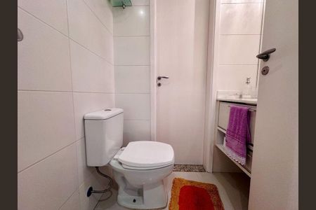 4_photo/94ce025171.2832257cbb3df2c4-ATLAS-0aeef906-ede0-42b8-970e-dd3ca5ef253d.jpg de apartamento à venda com 3 quartos, 131m² em Embaré, Santos