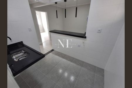 7_photo/94ce025179.04af7fc2355c33fa-ATLAS-4f3376b6-2a77-4fdd-8c5a-05bf1487ba8e.jpg de apartamento à venda com 2 quartos, 47m² em Embaré, Santos