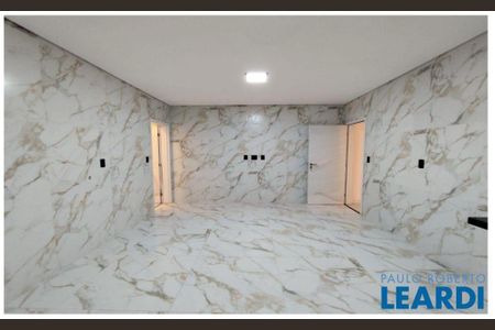 12_photo/94ce02519d.c6267d18045375b9-ATLAS-852eec10-b81d-4e6f-bb1d-8fbbbadd1e58.jpg de casa à venda com 3 quartos, 280m² em Embaré, Santos